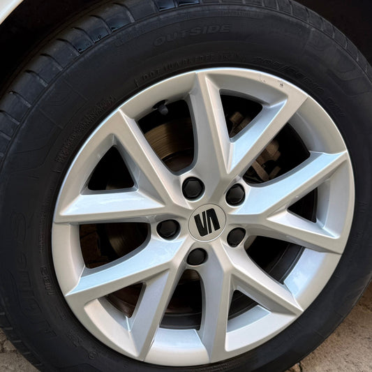 BLACK TYRE+